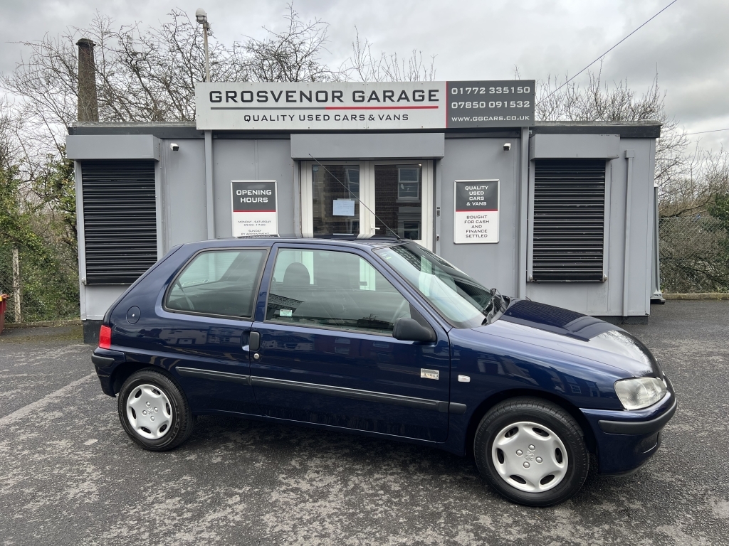 Peugeot 106 1.1 Independence Green #7