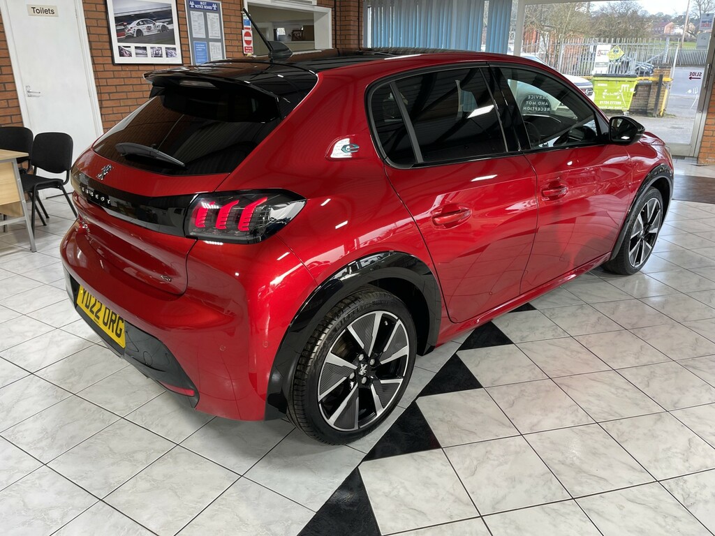 Peugeot e-208 Hatchback Red