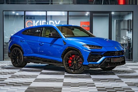 Lamborghini Urus V8 Blue