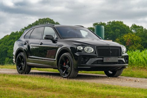 Bentley Bentayga V8 Black #3
