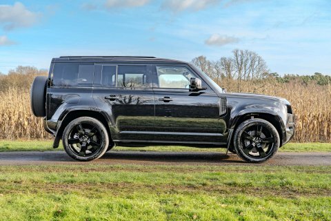 Land Rover Defender P400e Xs Edition  Black #3