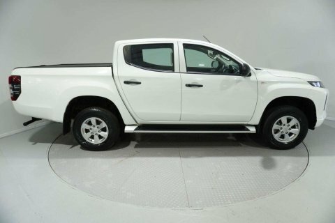 Mitsubishi L200 2.2 Di-d Dc WP20SNF White #5