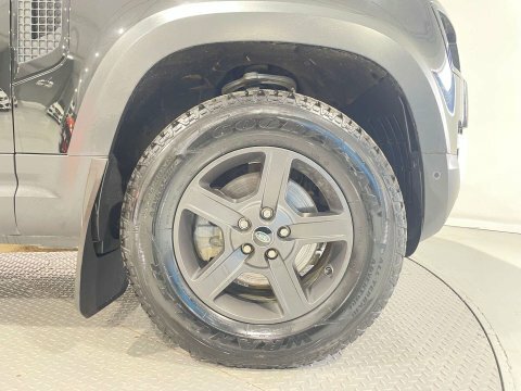 Land Rover Defender 3.0 Defender Hard AF71OSW Black #5
