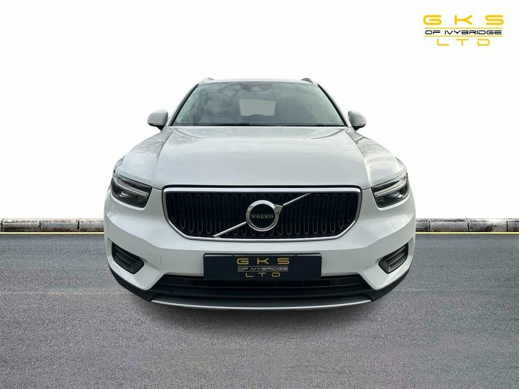 Volvo XC40 1.5L Momentum CV21YPR White #5