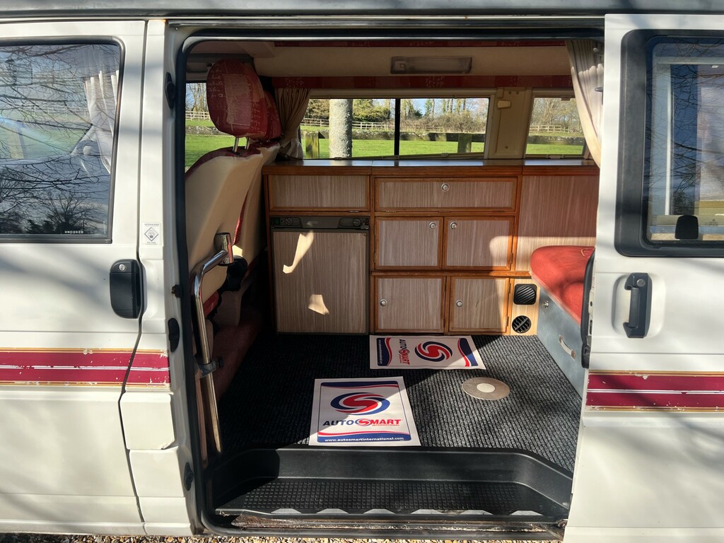 Volkswagen E-Transporter Cvn Lwb 65Kw 2.5Tdi #10