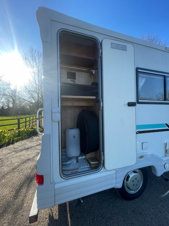 Peugeot Boxer 2.8Hdi Autsleeper Executive Gls White #3