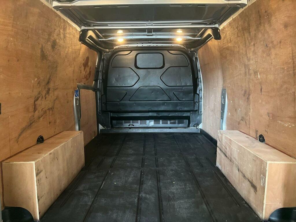 Ford Transit Custom Panel Van 2.0 Tdci 290 Limited L2 H2 201717 YP17RGZ Silver #3