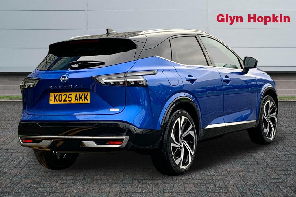 Nissan Qashqai 1.3 Dig-t Mh 158 Tekna KO25AKK Black #3