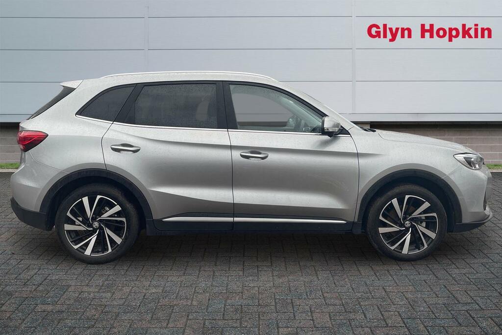 MG ZS 1.5 Hybrid Trophy LS75PBU Silver #2
