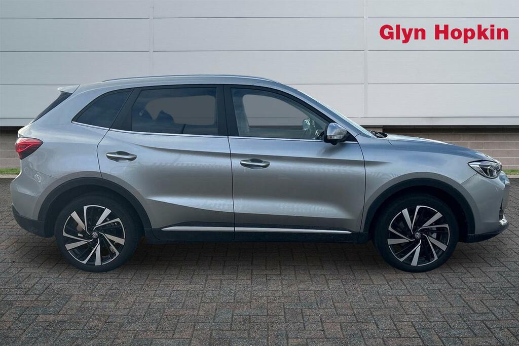 MG ZS 1.5 Hybrid Trophy LS75JTV Silver #2