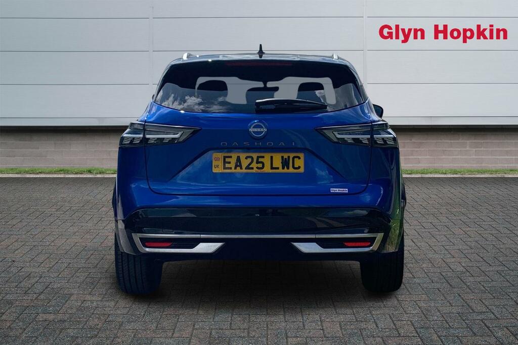 Nissan Qashqai 1.3 Dig-t Mh 158 Tekna Xtronic EA25LWC Black #4