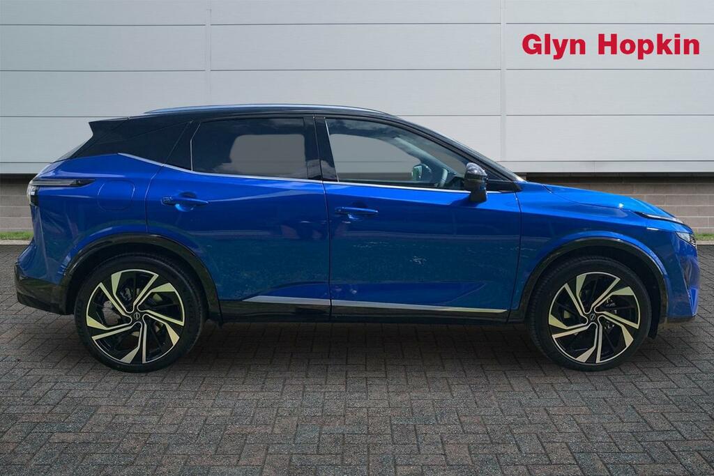 Nissan Qashqai 1.3 Dig-t Mh 158 Tekna Xtronic EA25LWC Black #2
