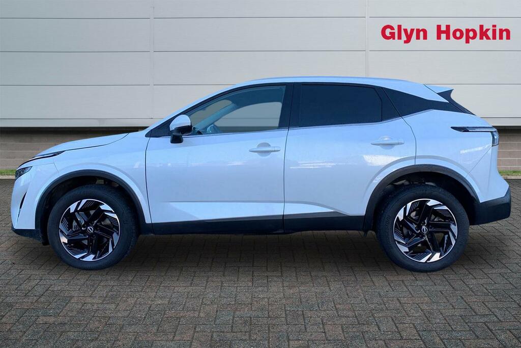 Nissan Qashqai 1.3 Dig-t Mh N-connecta OX74HPC White #6