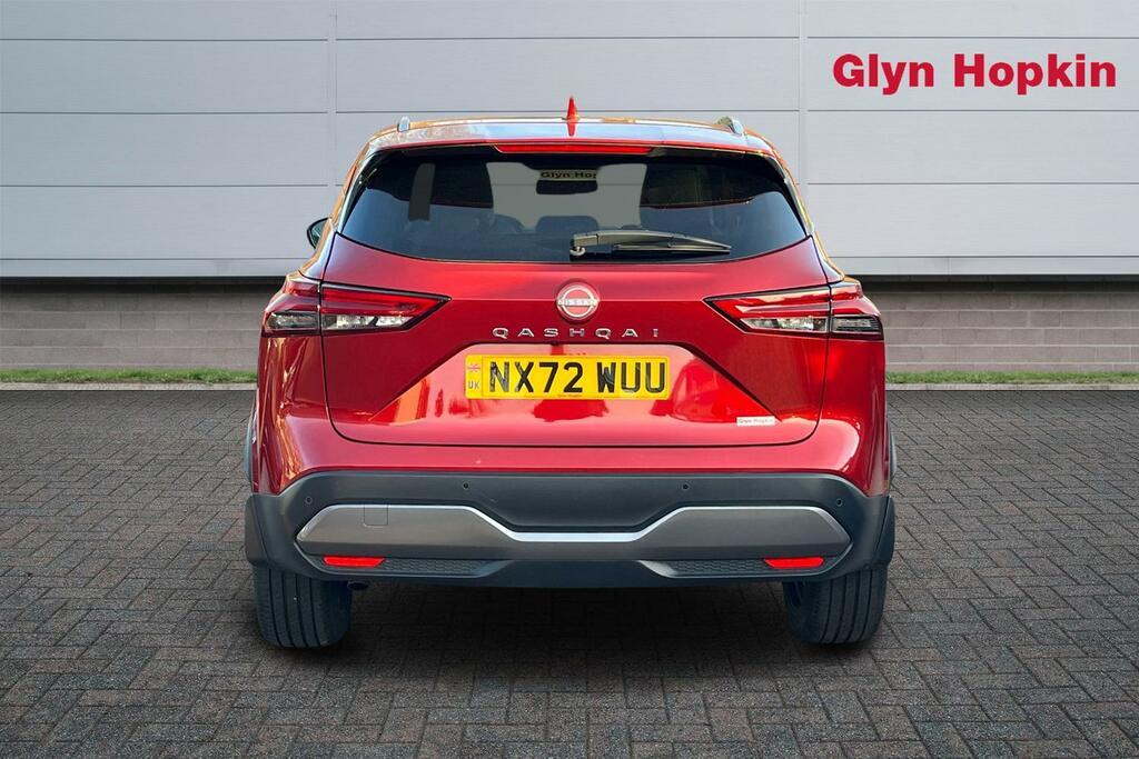 Nissan Qashqai 1.3 Dig-t Mh 158 Tekna NX72WUU Red #4
