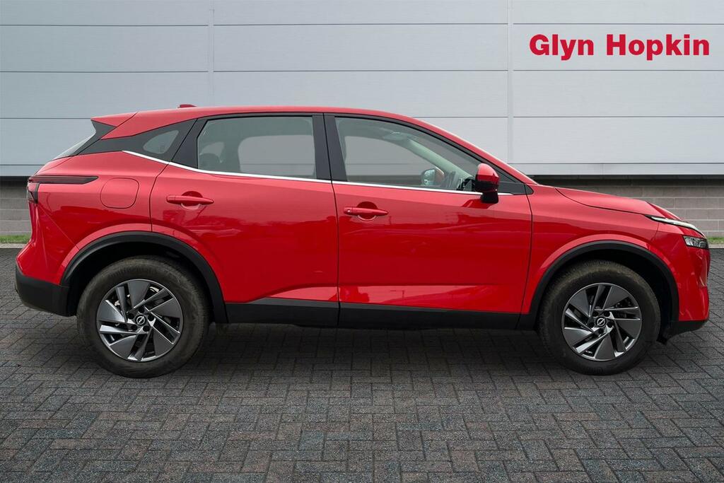 Nissan Qashqai 1.3 Dig-t Mh Acenta Premium DN23OXV Red #2