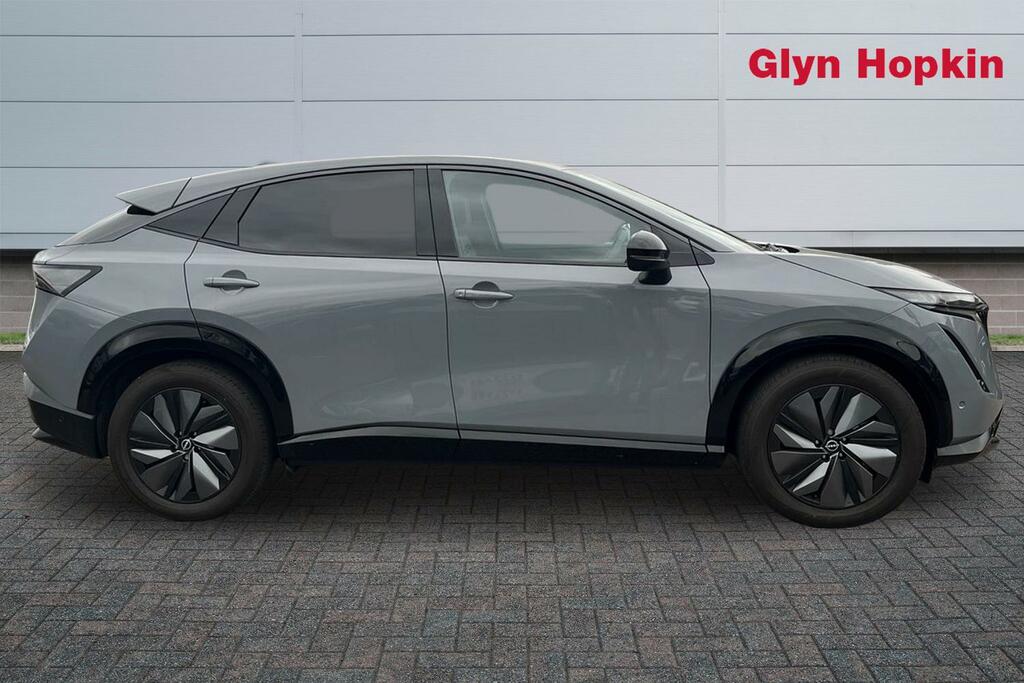 Nissan Ariya 225Kw Evolve 87Kwh 22Kwch E-4orce Grey #2