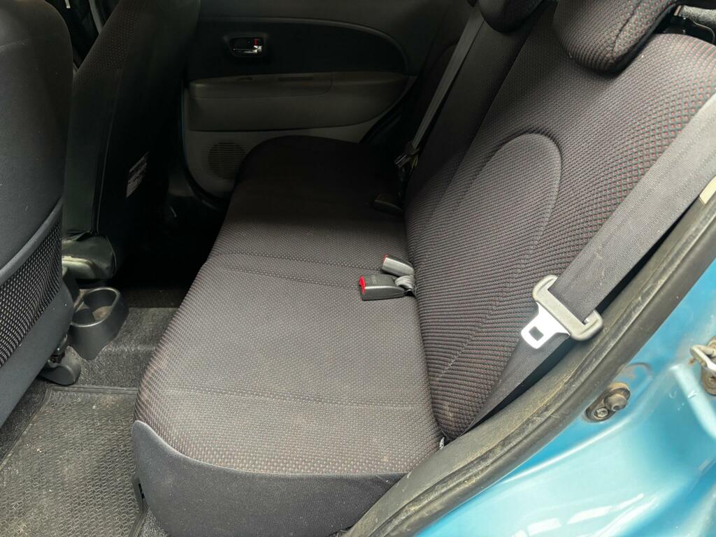 Daihatsu Sirion 1.3 Se Gold #9