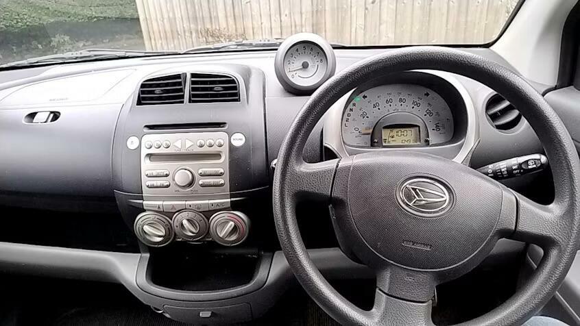 Daihatsu Sirion 1.3 Se Gold #8