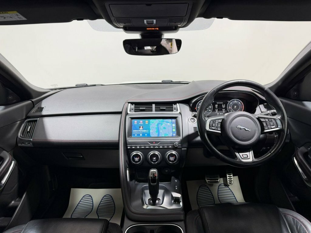 Jaguar E-Pace 2L Chequered Flag SN69UOH White #4