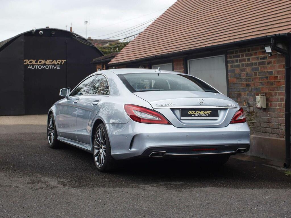 Mercedes-Benz CLS 3.0 Cls350d V6 Amg Line Premium Coupe G-tronic Silver #2