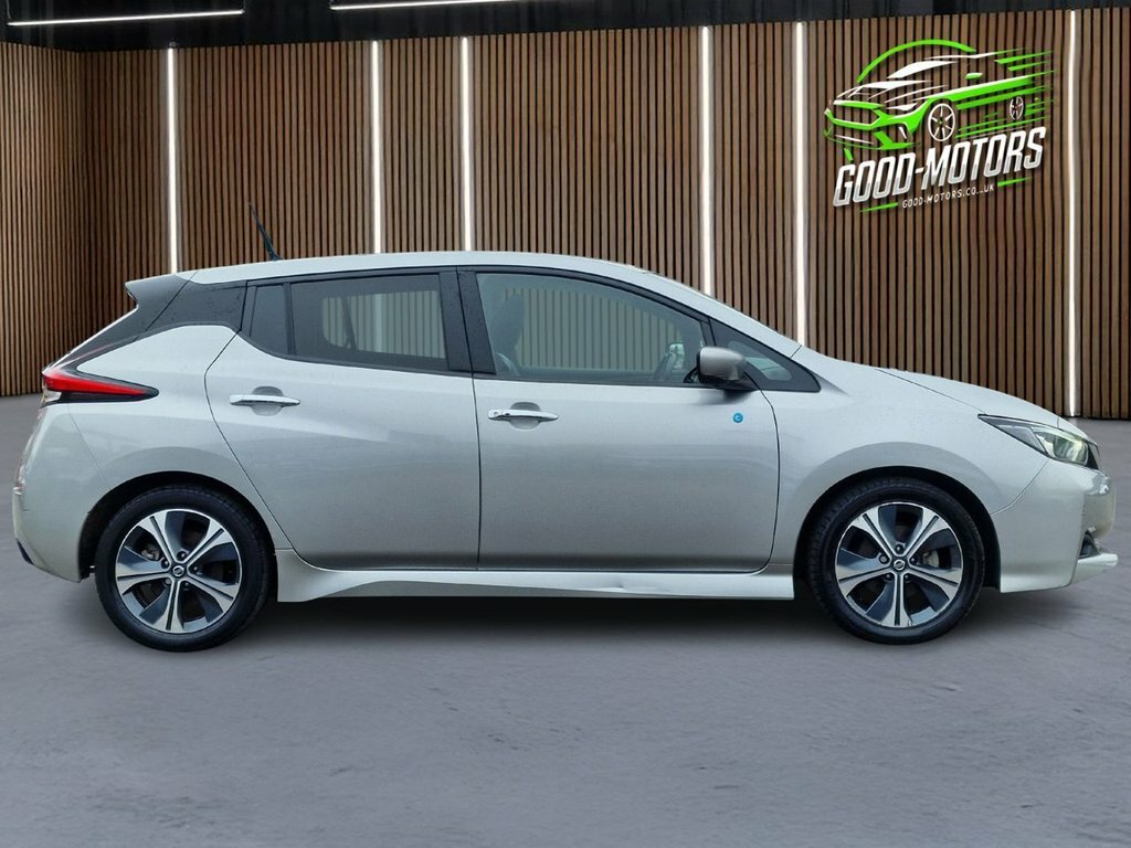 Nissan Leaf Hatchback BT68GHJ Silver #6