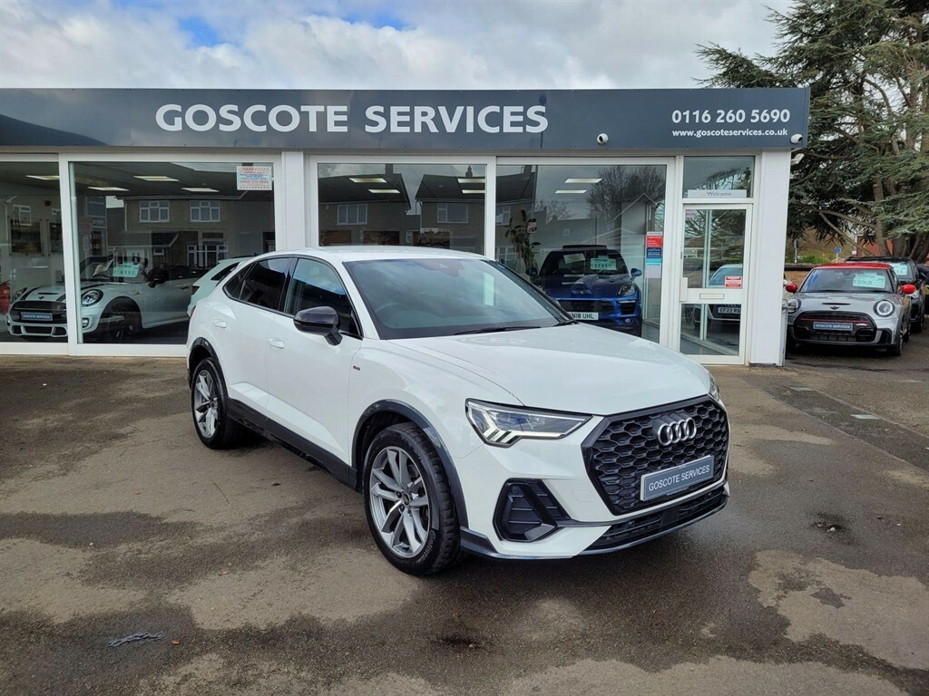Audi Q3 1.5 Tfsi Cod 35 Black Edition Sportback S Tronic E DX23WSF White #3