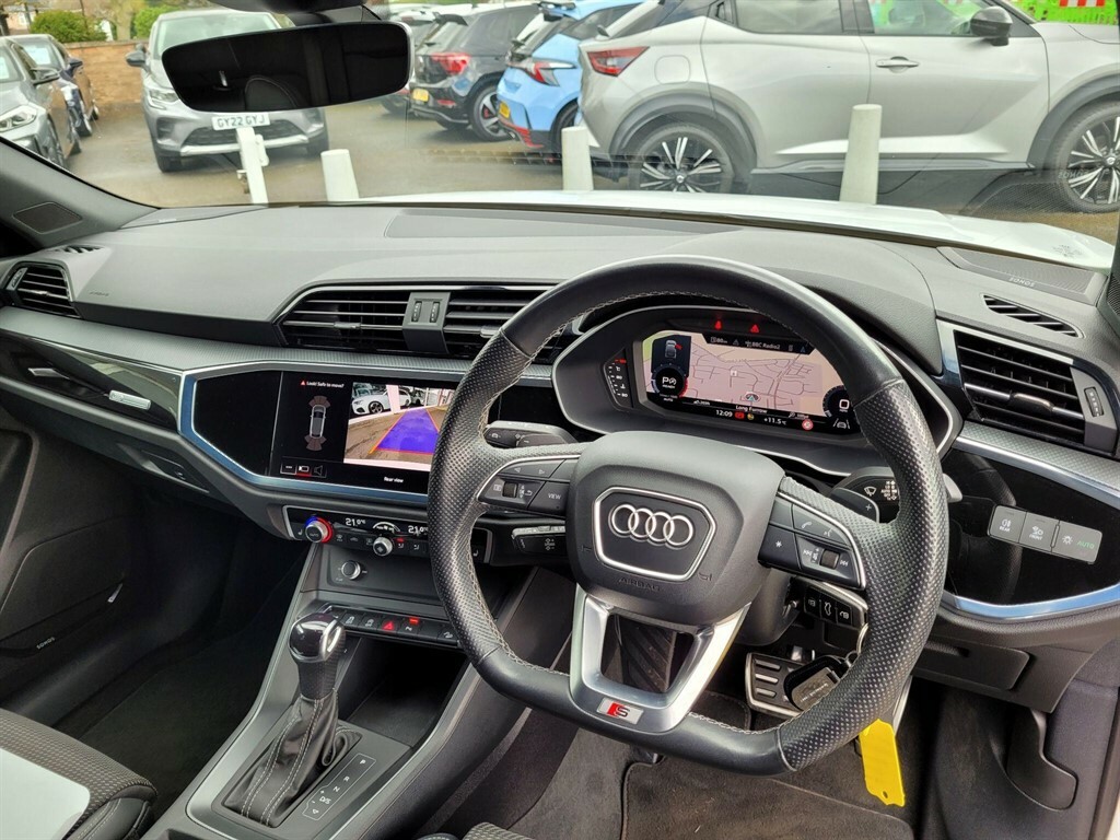 Audi Q3 1.5 Tfsi Cod 35 Black Edition Sportback S Tronic E DX23WSF White #2