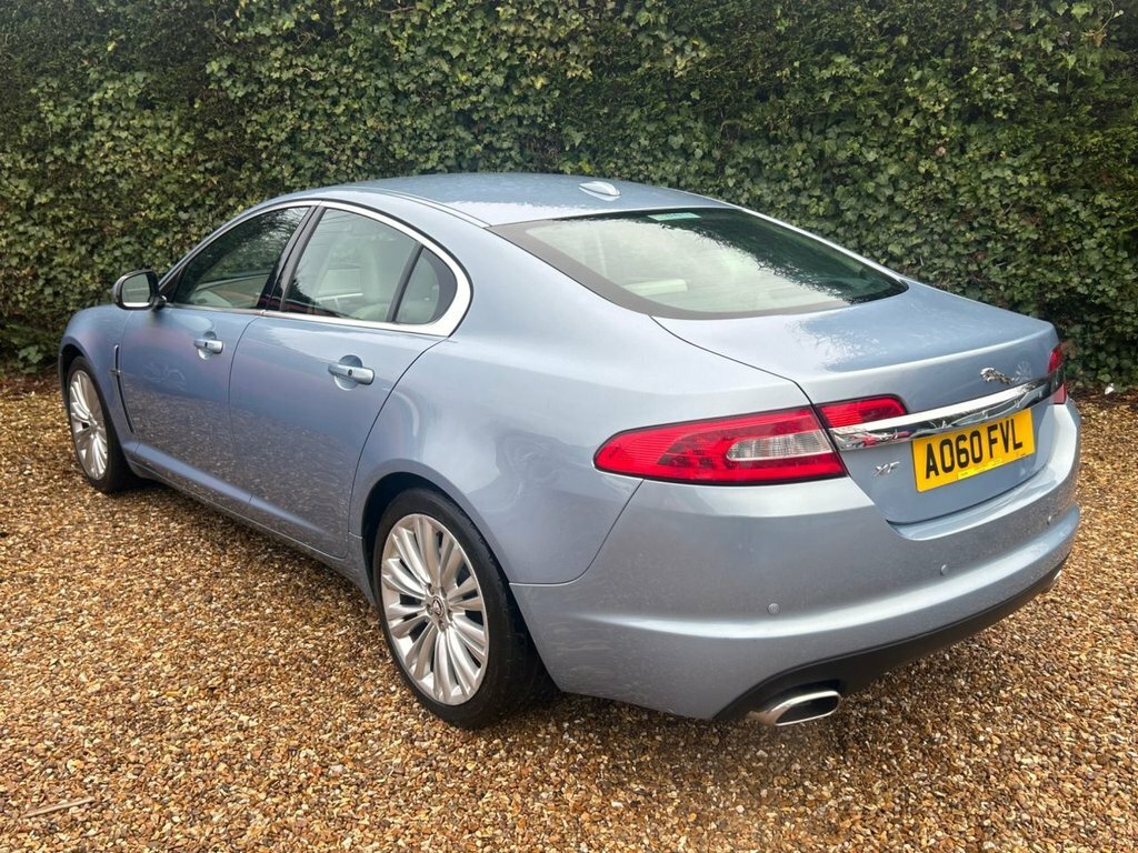 Jaguar XF 3.0D V6 Premium Luxury Saloon Euro AO60FVL Blue #5