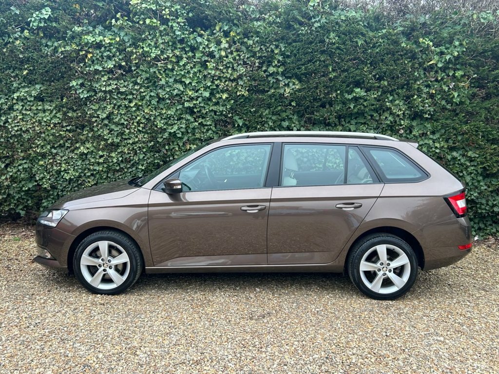Skoda Fabia 1.0 Tsi Se L Estate Dsg Euro 6 S S 1 PN69NVW Brown #4