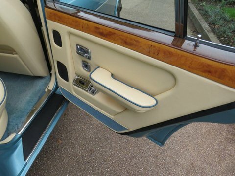 Bentley Turbo R Mk II Active Ride  #33
