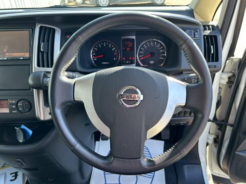 Nissan Serena Purple #33