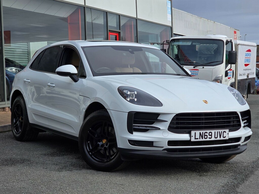 Porsche Macan 2.0T Suv Pdk 4Wd Euro 6 Ss 245 Ps LN69UVC White #2