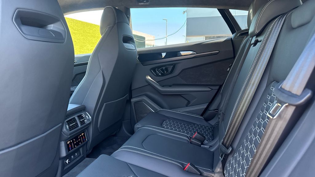 Lamborghini Urus S V8 S Black #6