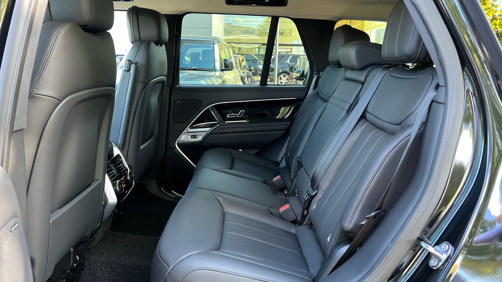 Land Rover Range Rover Se Matt Edition LN26KVD Black #4