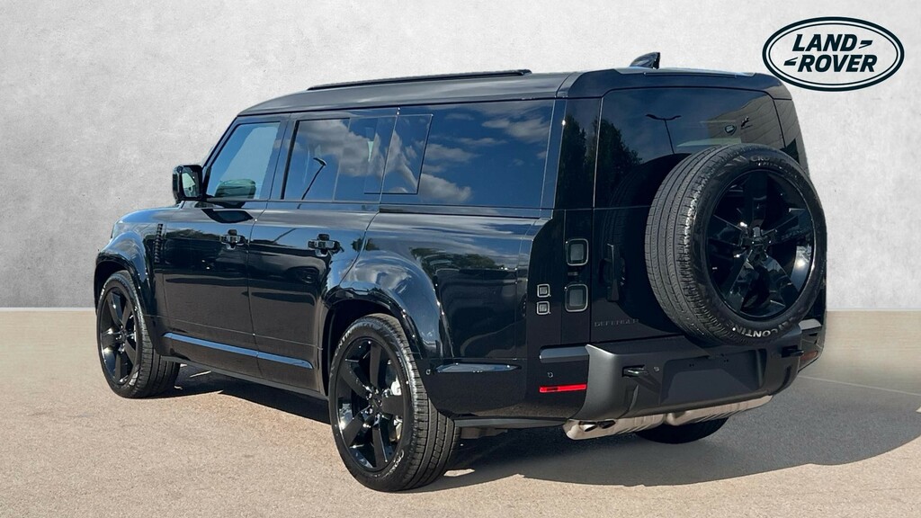 Land Rover Defender 130 X-dynamic Hse 130 Black #2