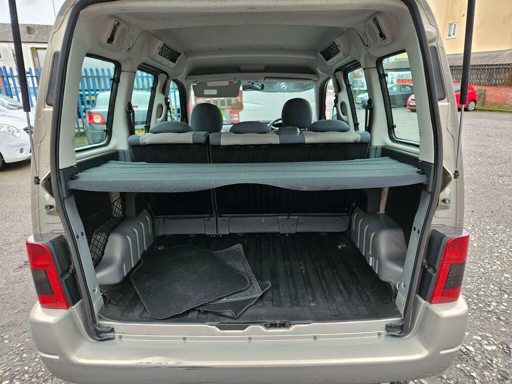 Citroen Berlingo 1.4 Forte Multispace Beige #6