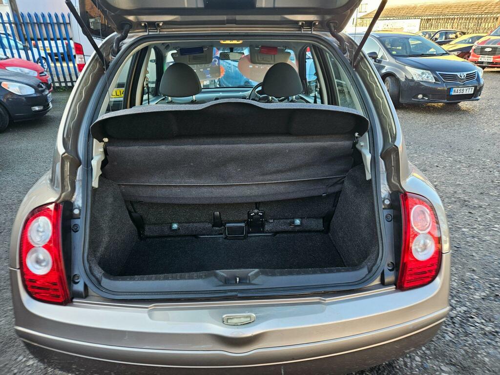 Nissan Micra 1.4 16V Spirita Beige #4