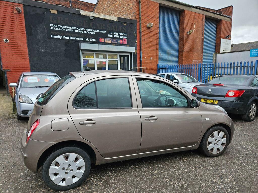 Nissan Micra 1.4 16V Spirita Beige
