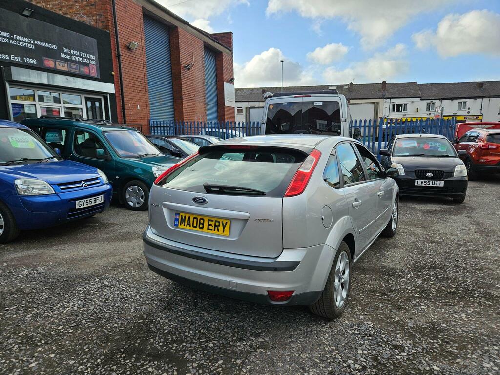 Ford Focus 1.6 Zetec Climate Silver #3