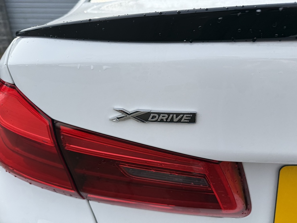 BMW 5 Series 520D Mht M Sport U1863 Ulez YB69KUA White #5