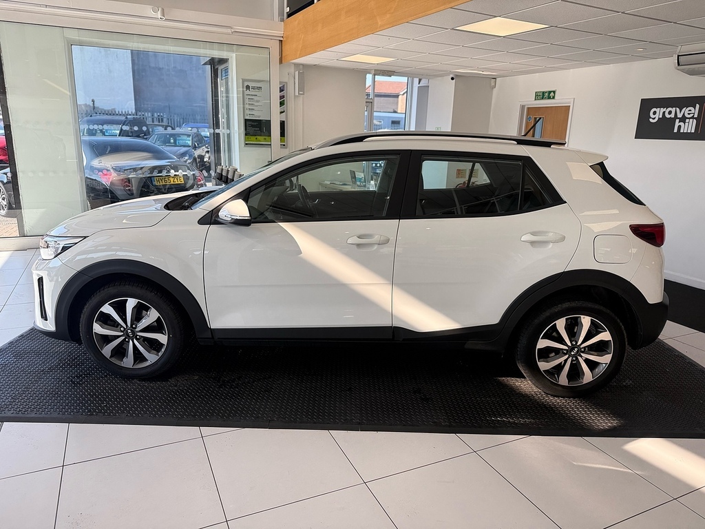 Kia Stonic 1.0 T-gdi 2 Suv Euro 6 S S 99 GV21DFE White #4