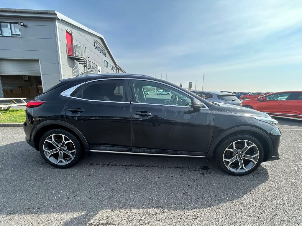 Kia Xceed 1.5 T-gdi 3 Suv Euro 6 Ss 15 CU21UZP Black #2