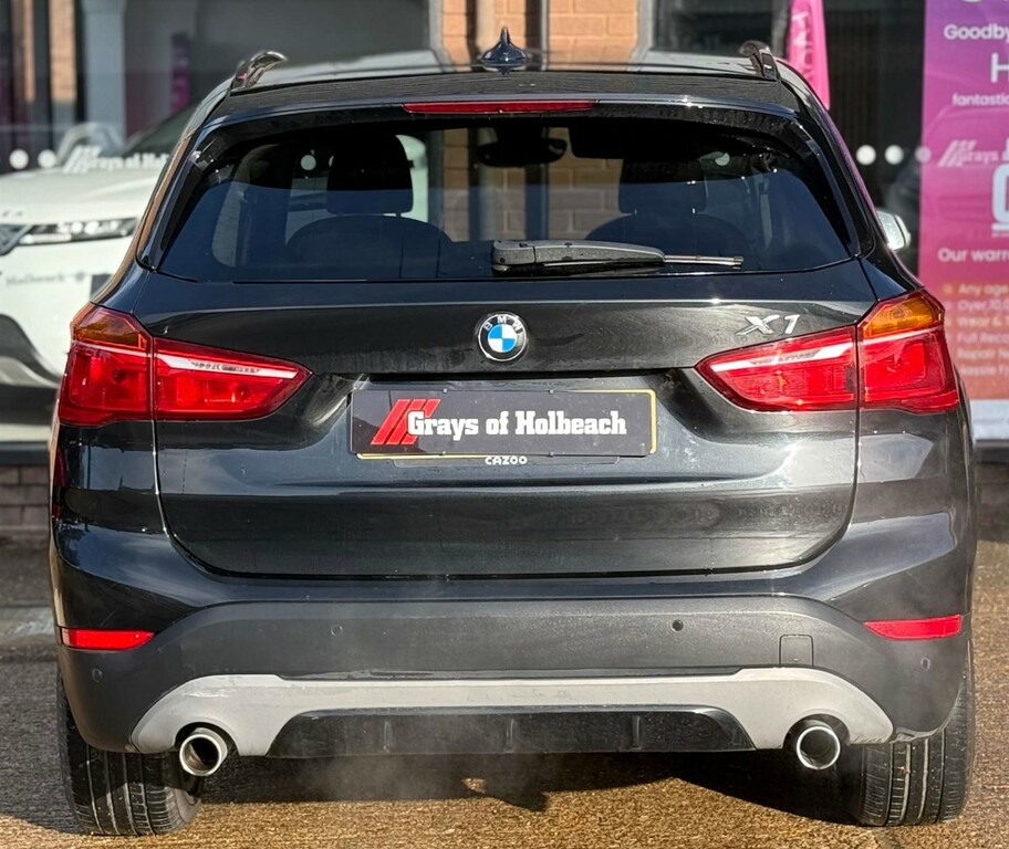 BMW X1 Xdrive 20D Sport 4Wd ET67UOM Black #5