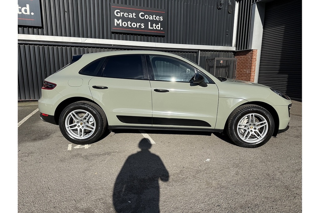 Porsche Macan Td V6 S U2062 CJ17YXL Green #6