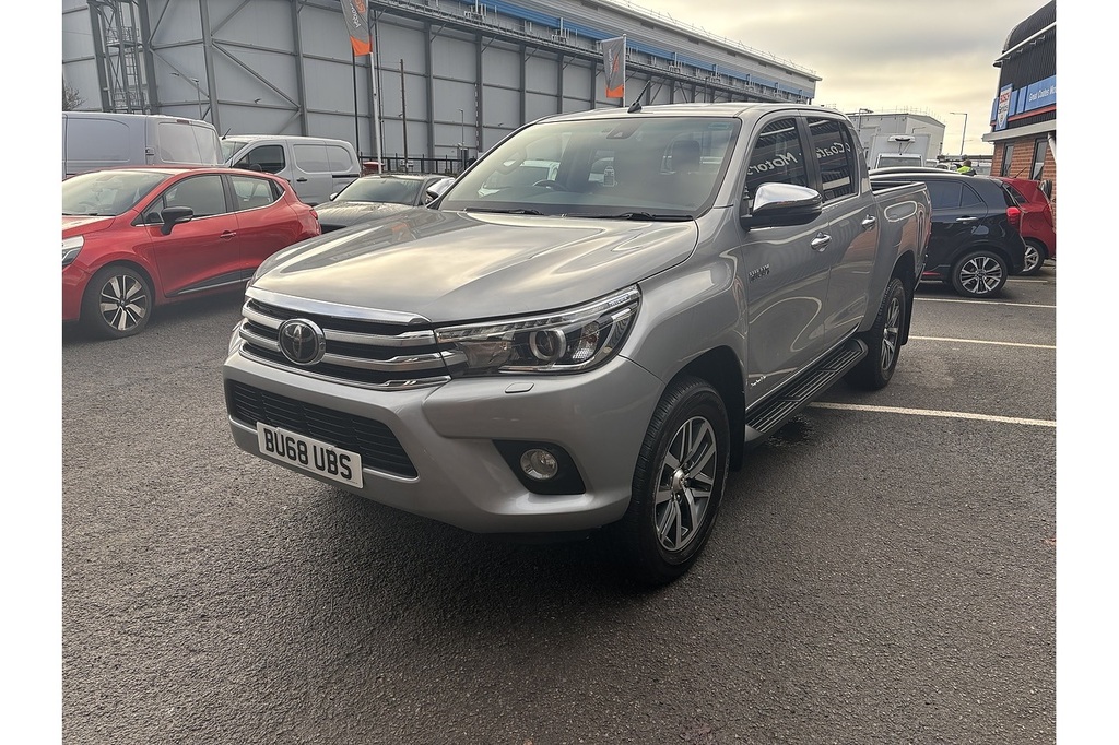 Toyota HILUX D-4d Invincible U1981 Ulez BU68UBS Silver #6