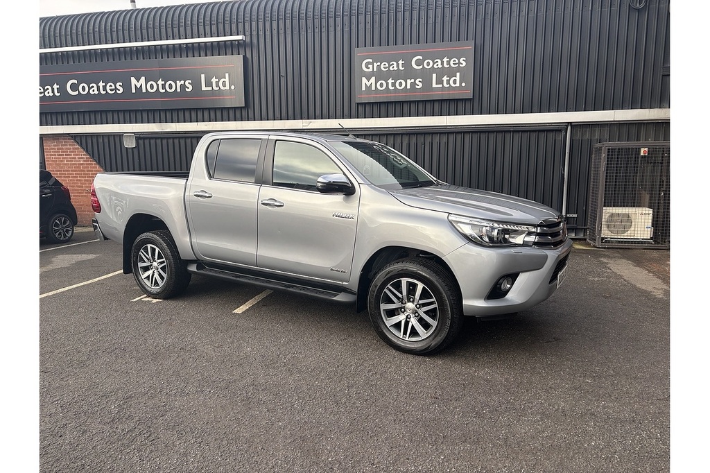 Toyota HILUX D-4d Invincible U1981 Ulez BU68UBS Silver #4