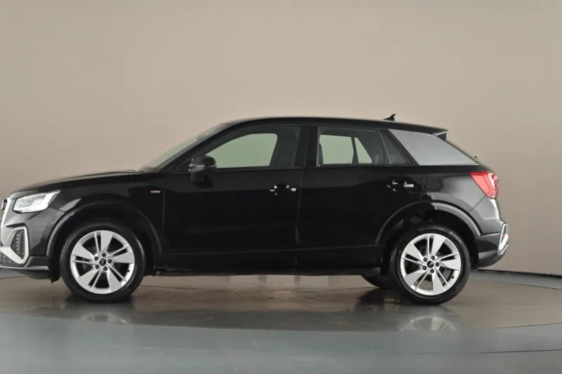 Audi Q2 Estate 35 Tfsi S Line S Tr EO72OGV Black #2