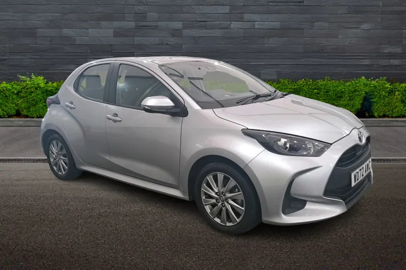 Toyota Yaris Hatchback 1.5 Hybrid Icon Silver