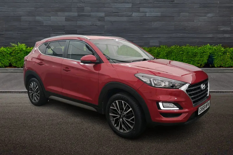 Hyundai Tucson Estate 1.6 Gdi Premium 2Wd Red