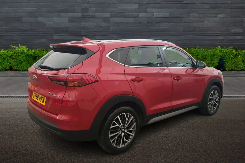 Hyundai Tucson Estate 1.6 Gdi Premium 2Wd GV68WFW Red #4